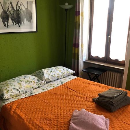 La Casa Di Rox Ad Aosta - Small Holiday Apartment In Central Aosta - Alloggio Ad Uso Turistico - Vda - Aosta - N 0304 Εξωτερικό φωτογραφία